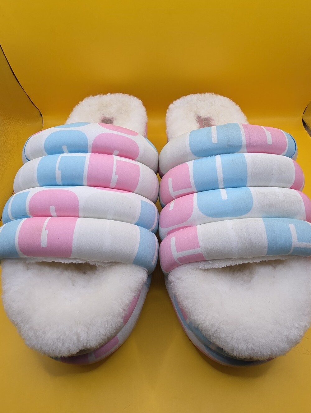 UGG Women's 9 Maxi Pride Platform Slides Pink Blue - Picture 3 of 6